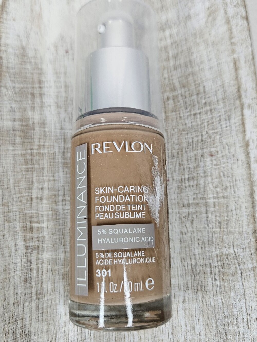 Revlon Illuminance Skin Caring Foundation 301 Cool Beige NWT Liquid New